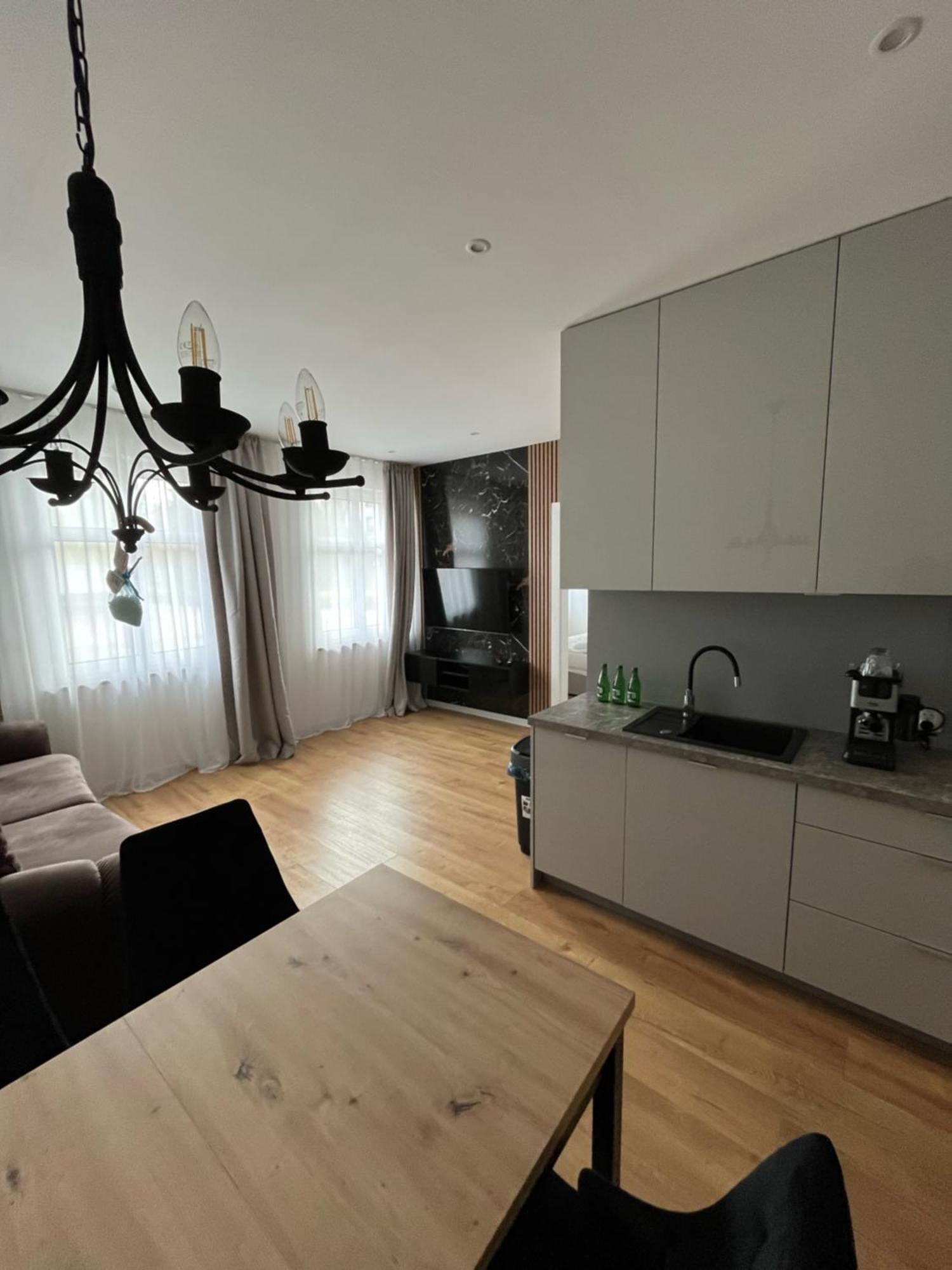 Anett Nr 4 *